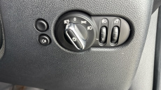 MINI Hatchback 1.5 Cooper Classic 5dr Auto Petrol Hatchback